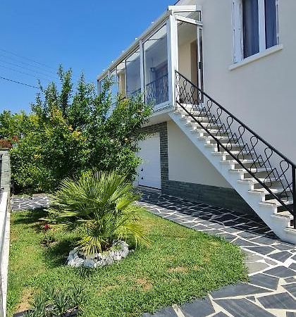 Belle Maison Avec Jardin Rdc T3 De 70M2 Vacances Ou Cure Thermale Rochefort Екстер'єр фото