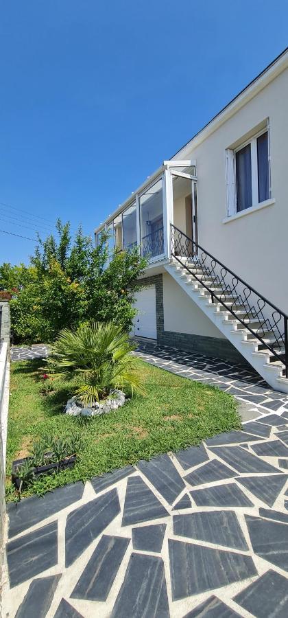 Belle Maison Avec Jardin Rdc T3 De 70M2 Vacances Ou Cure Thermale Rochefort Екстер'єр фото
