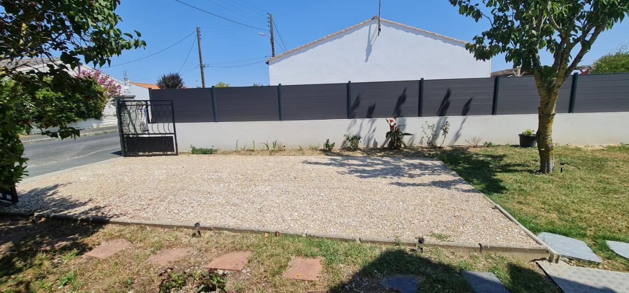 Belle Maison Avec Jardin Rdc T3 De 70M2 Vacances Ou Cure Thermale Rochefort Екстер'єр фото