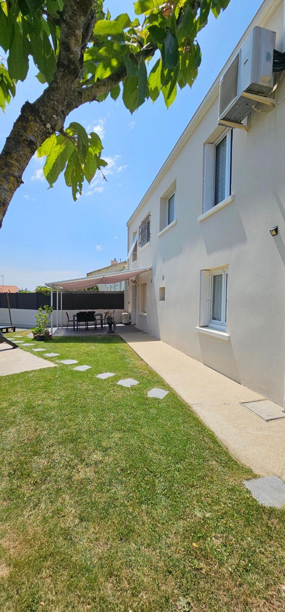 Belle Maison Avec Jardin Rdc T3 De 70M2 Vacances Ou Cure Thermale Rochefort Екстер'єр фото